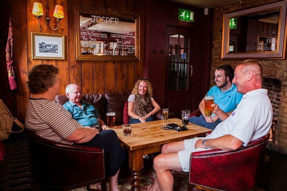 The Swan Hotel Staines-upon-Thames ภายนอก รูปภาพ